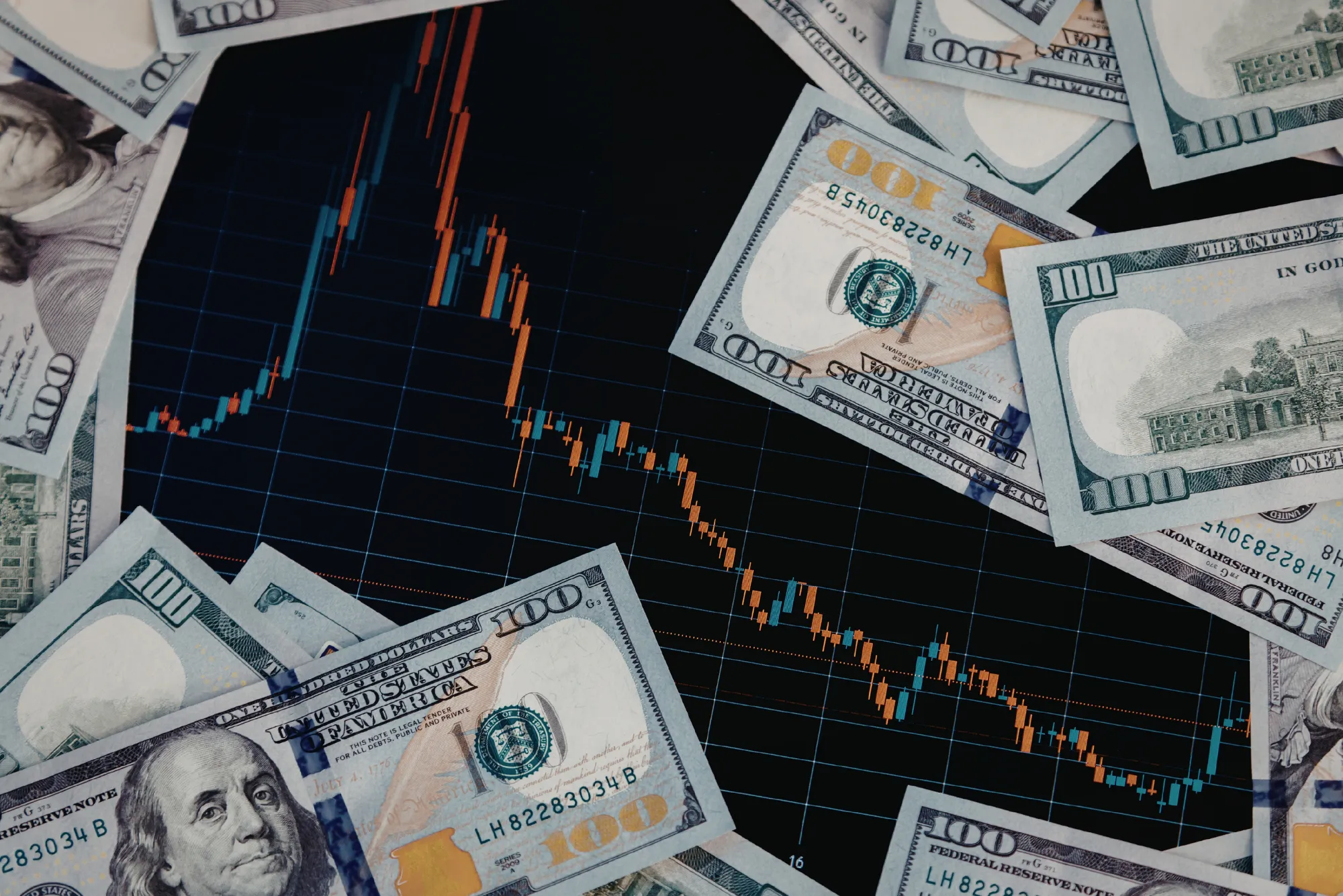 How Currency Fluctuations Affect Import Costs & How to Hedge Risk